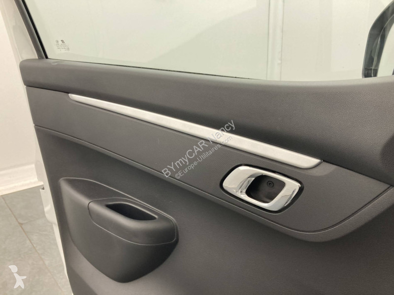 Veículo utilitário Dacia Spring Achat Intégral