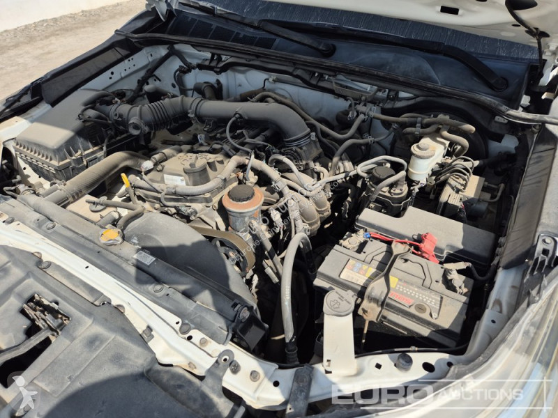 Véhicule utilitaire Toyota Hilux
