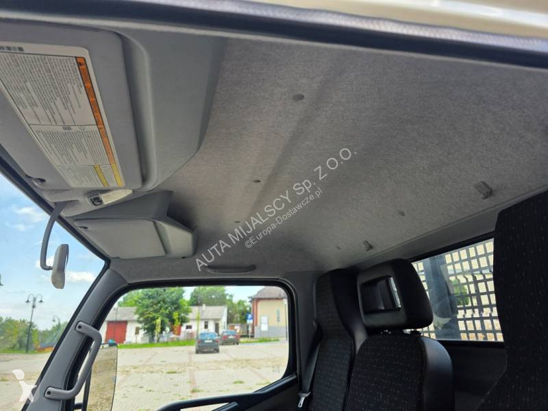 Véhicule utilitaire Mitsubishi Fuso