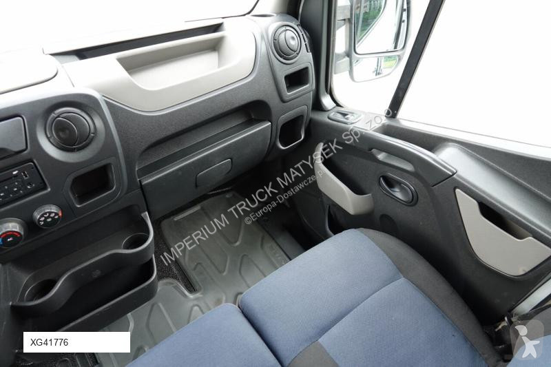 Furgoneta Renault MASTER / 6 osób / MANUAL / L2...