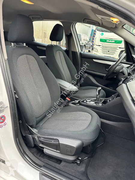 Nyttofordon BMW 216i Active...