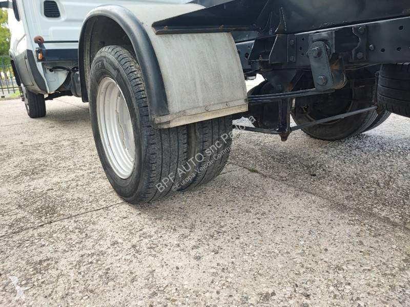 Véhicule utilitaire Iveco