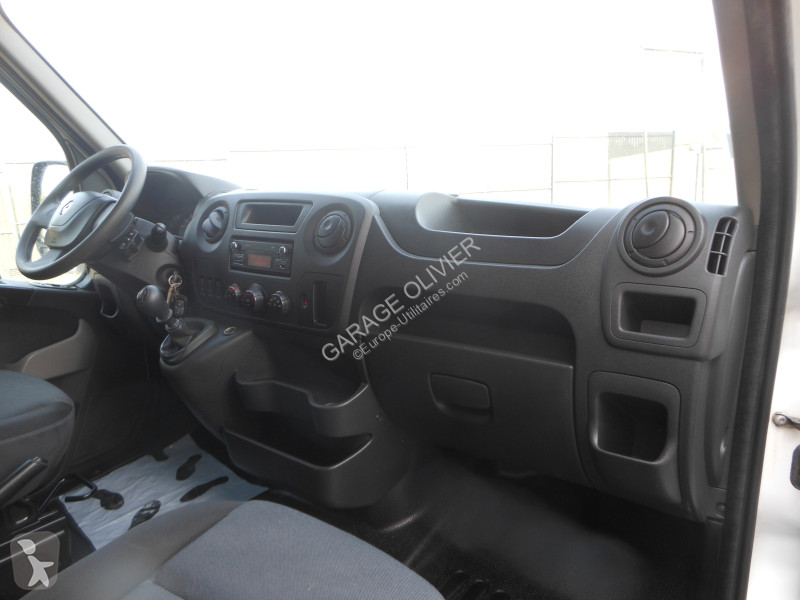 Samochód dostawczy Renault Plateau CDC Double...