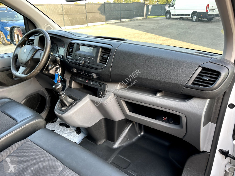 Užitkové vozidlo Peugeot 1.5 Bluehdi 100 Premium