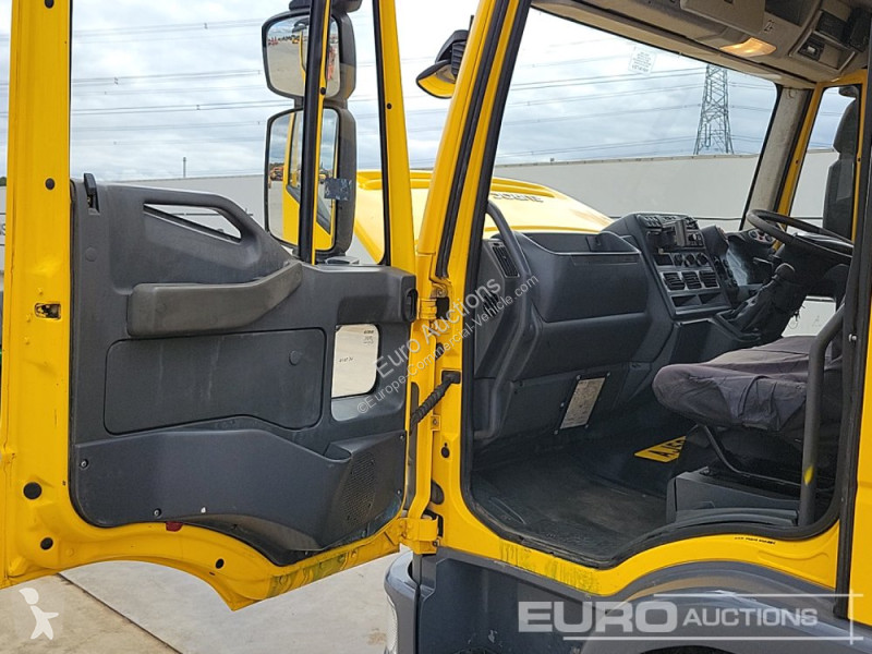Furgoneta Iveco 100E18