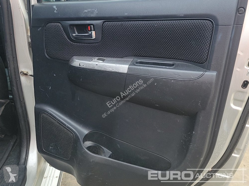 Furgoneta Toyota Hilux