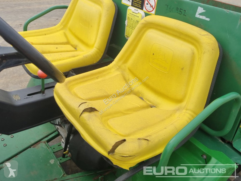 Furgoneta John Deere AMT626