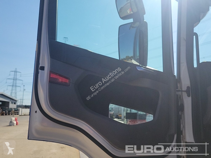 Veicolo commerciale  P410XT