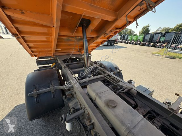 Véhicule utilitaire Iveco...
