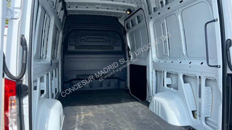 Autoutilitară Mercedes eSprinter pro medio 56kw