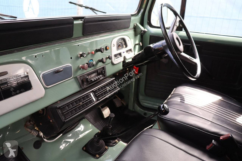 Furgoneta Toyota FJ40
