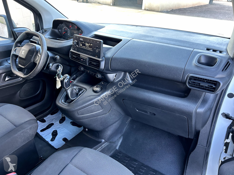 Furgoneta Peugeot 1.6 Bluehdi 100 Premium