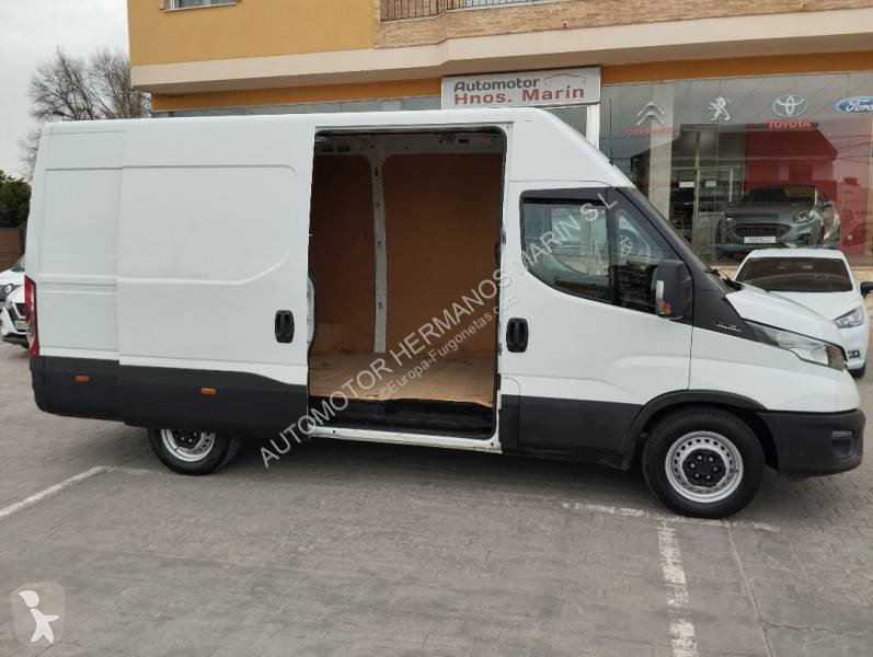 Furgoneta Iveco