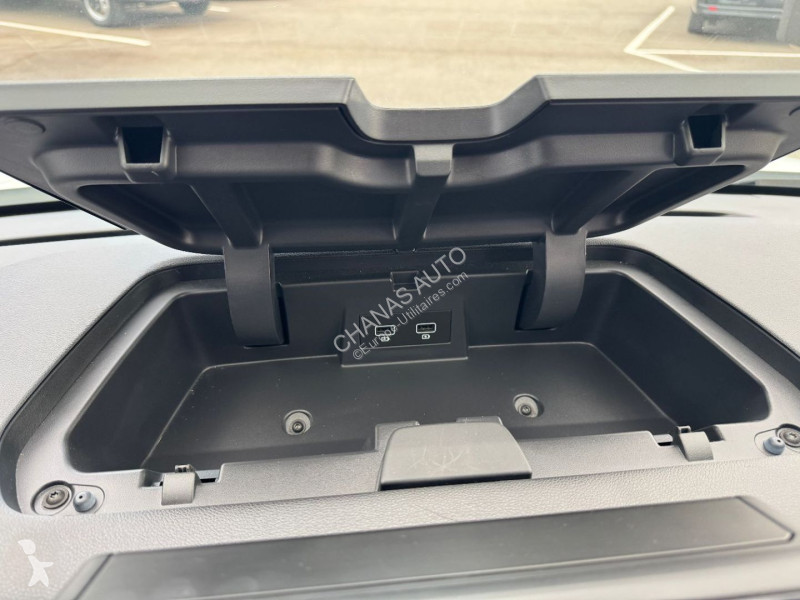 عربة نفعية Renault 2.0 BLUE DCI 150 EDC
