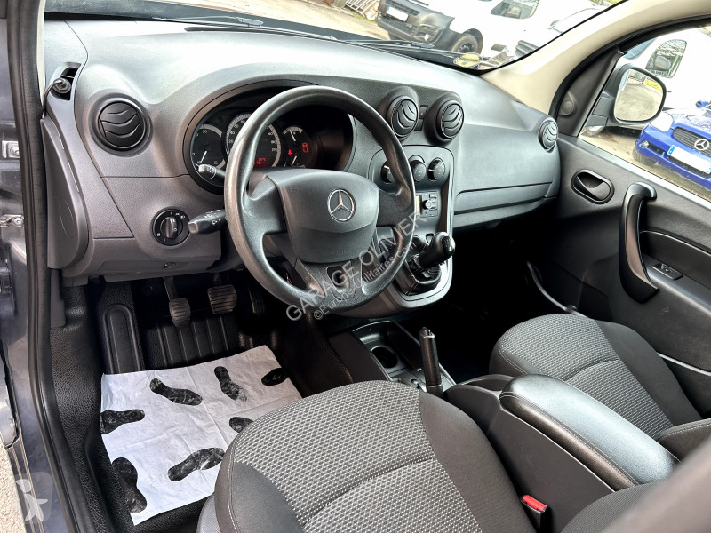 عربة نفعية Mercedes Mixto Extra Long Pro