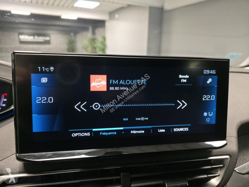 عربة نفعية Peugeot 5008 1.5 BlueHDi - 130 - BV...