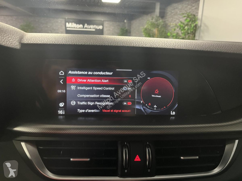 Samochód dostawczy Alfa-Roméo STELVIO 2.2 D -...