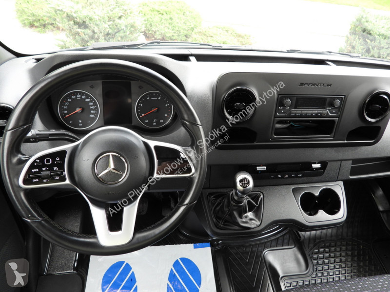 Samochód dostawczy Mercedes 23S12 DAILY