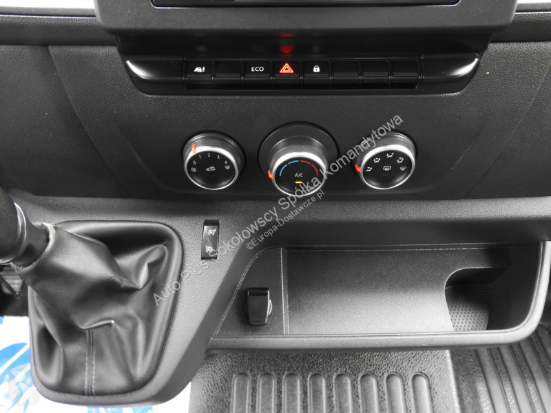 Samochód dostawczy Renault  MASTER