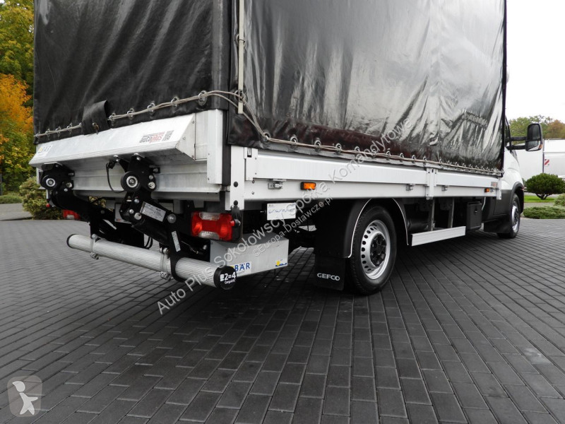 Лекотоварен автомобил Iveco 35S18 DAILY