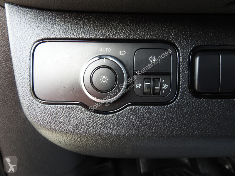 Samochód dostawczy Mercedes 25RAFTER