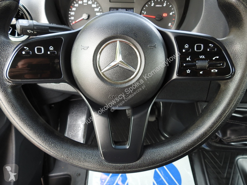 Samochód dostawczy Mercedes 316