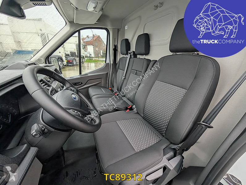 Véhicule utilitaire Ford L2H2 AUTOMATIC GEARBOX...