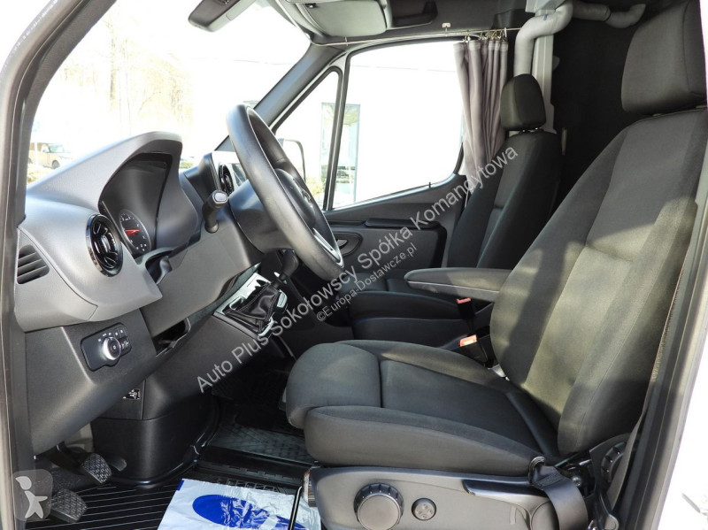 Samochód dostawczy Mercedes 23ASTER