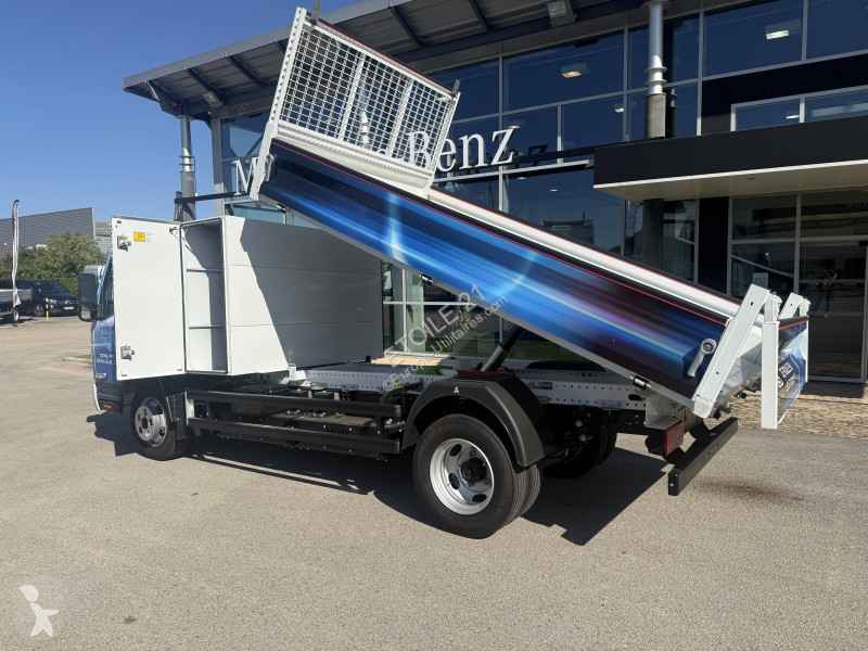 عربة نفعية Fuso 4C15NT1E34T1F 4x2 2023