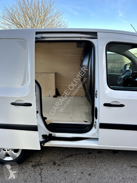 Véhicule utilitaire Renault 1.5 Blue dci 80...