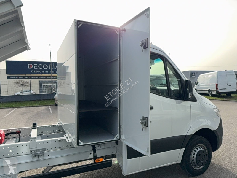 Nyttofordon Mercedes SPRINTER CHASSIS CAB 517...