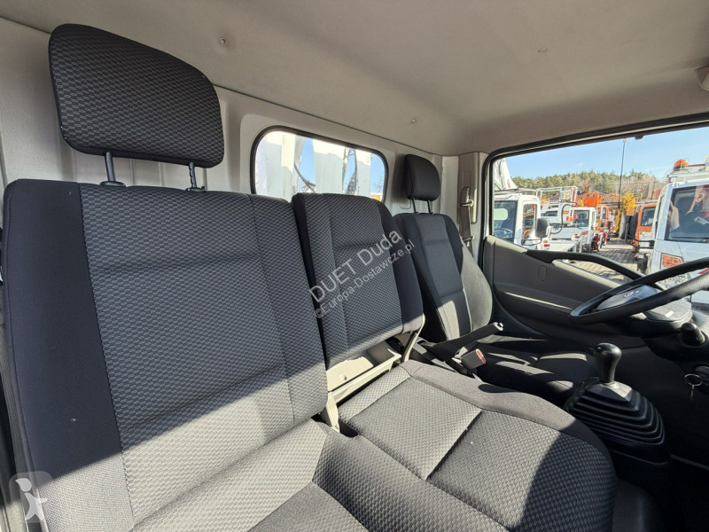 Nissan  Transporter