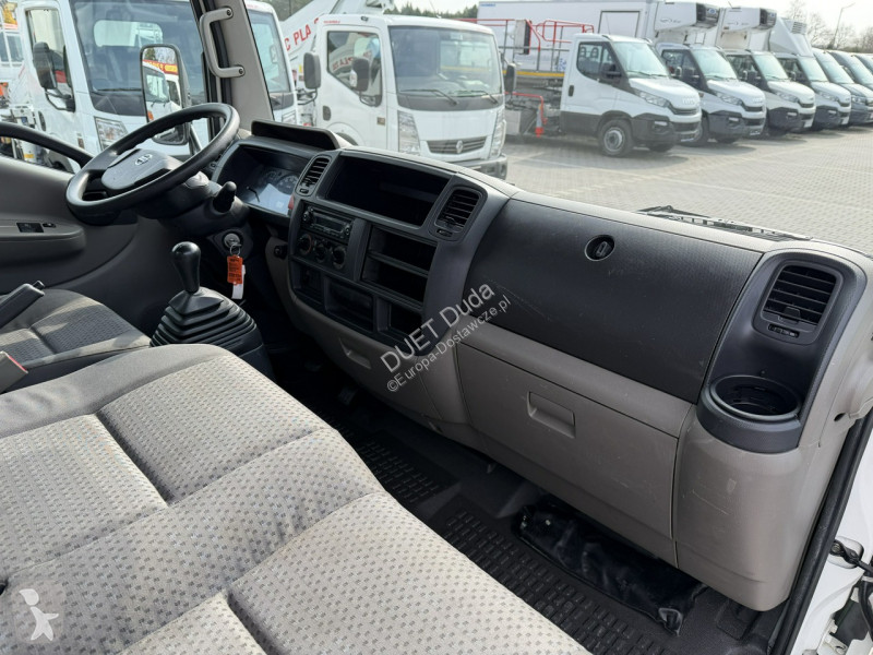 Nissan  Transporter