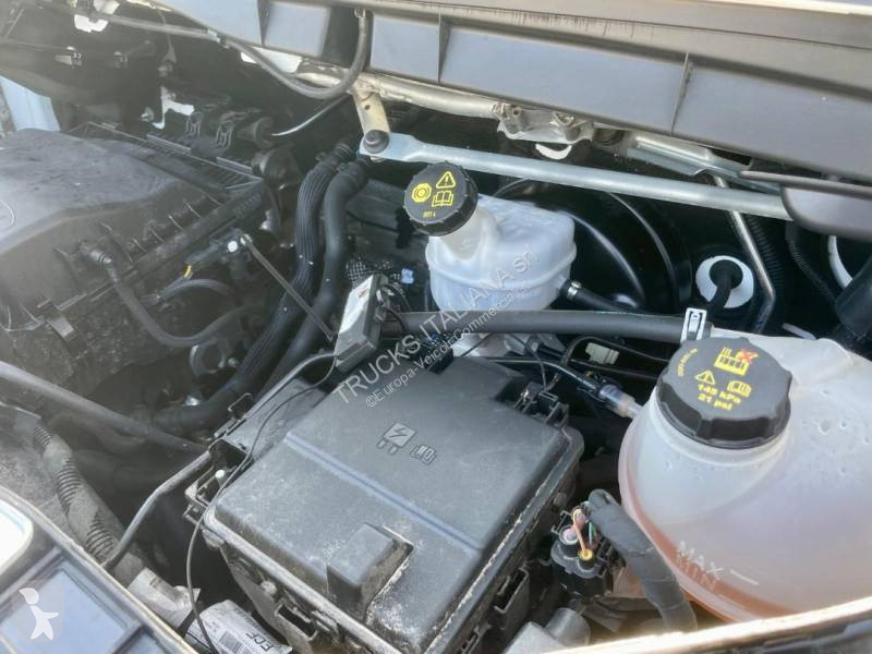 Véhicule utilitaire Ford