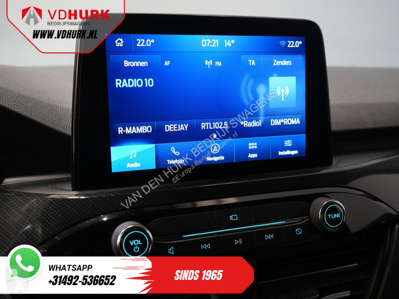 Samochód dostawczy Ford 2.5 PHEV 225 pk ST-Line...