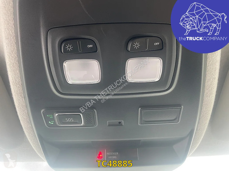 عربة نفعية Renault 3 150.30 EDC6 L1H1