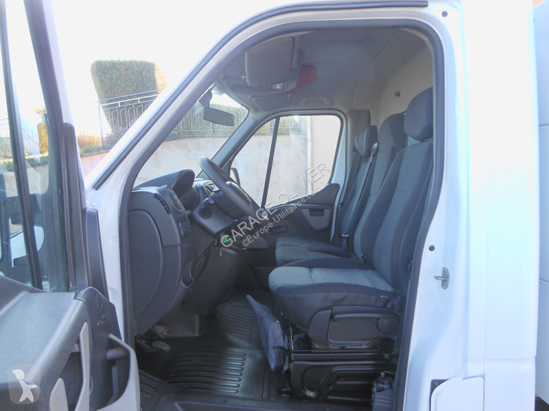 Véhicule utilitaire Renault Châssis Cabine...