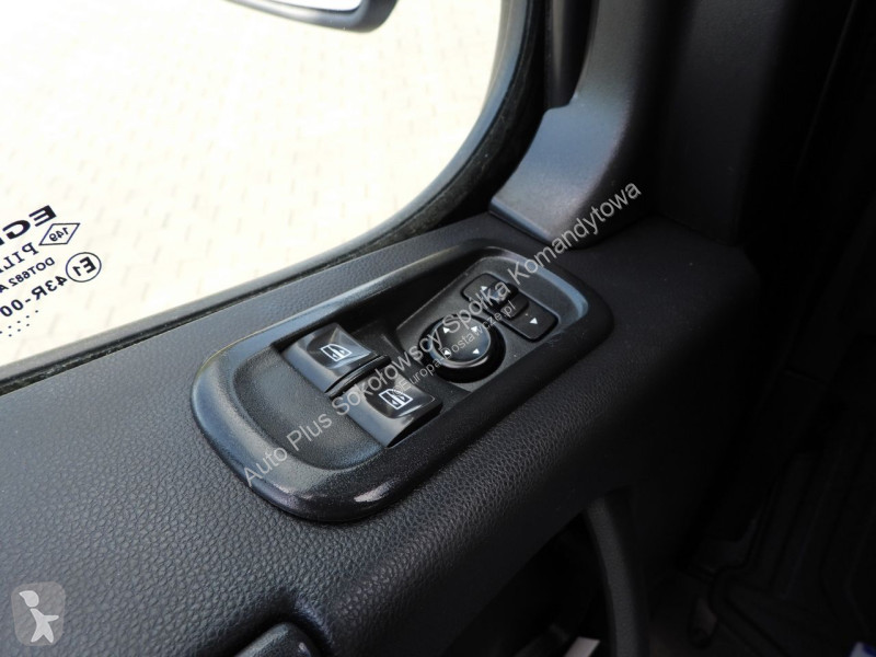 Samochód dostawczy Renault  MASTER