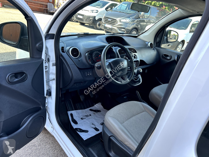 Véhicule utilitaire Renault Maxi Grand Volume...