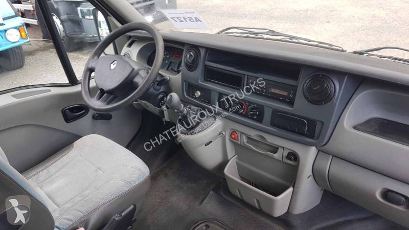 عربة نفعية Renault