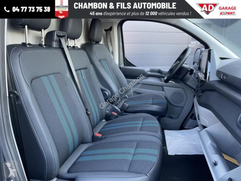 عربة نفعية Ford FOURGON 320 L1H1 2.0 ECOBLUE...