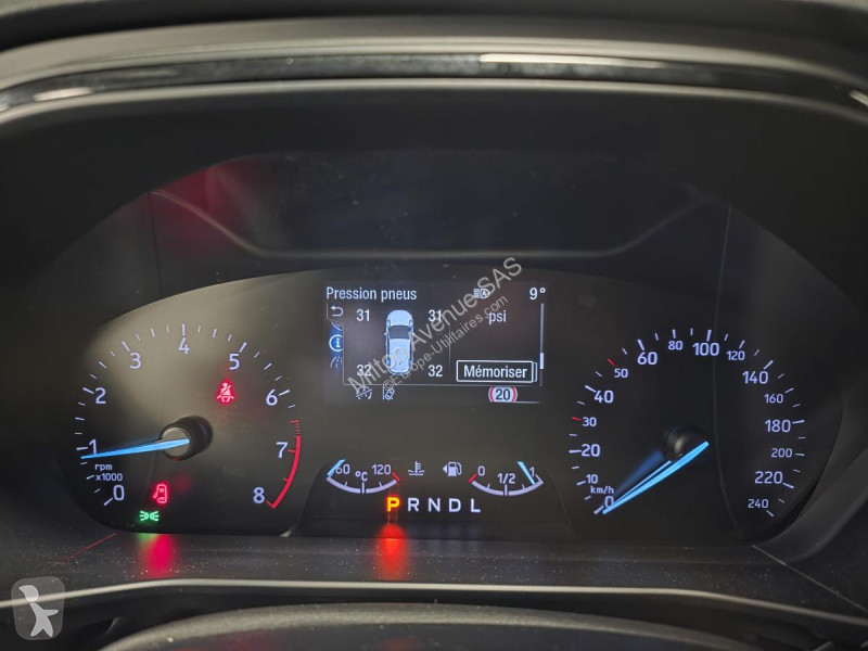 Véhicule utilitaire Ford FOCUS 1.0 EcoBoost...