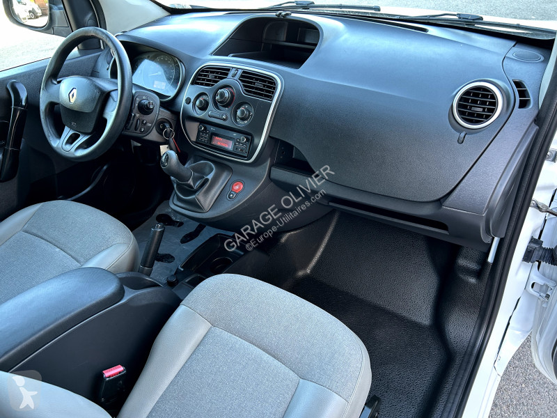 Véhicule utilitaire Renault Maxi Grand Volume...