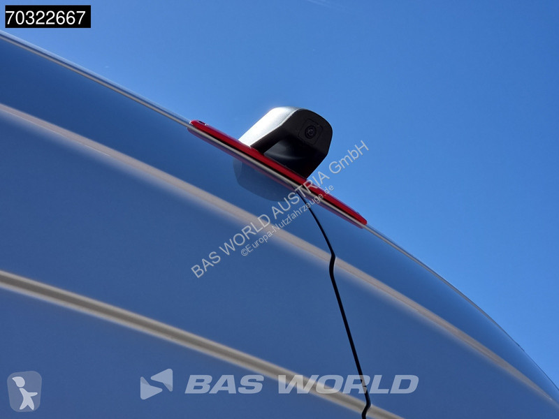 عربة نفعية Mercedes 215 CDI Automatik 150PS...