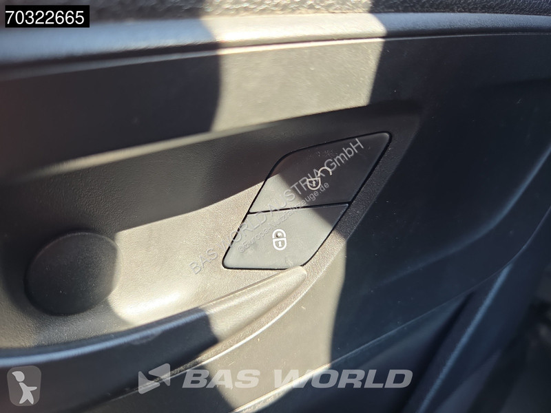 عربة نفعية Mercedes 215 CDI Automatik 150PS...