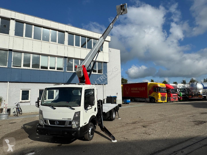 Furgoneta Nissan PALFINGER HOOGWERKER 20 METER...
