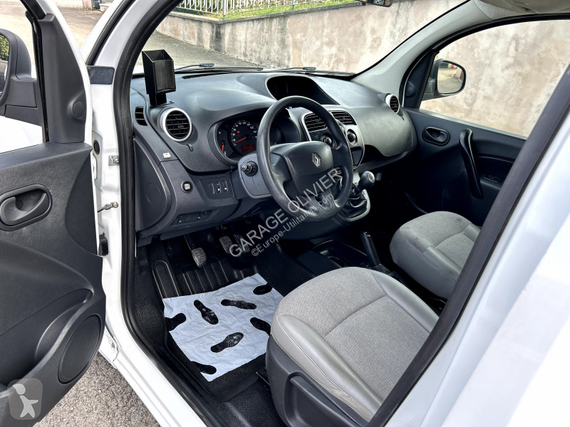 Véhicule utilitaire Renault Maxi Grand Volume...