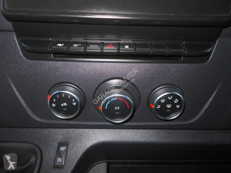 Véhicule utilitaire Renault Châssis Cabine...