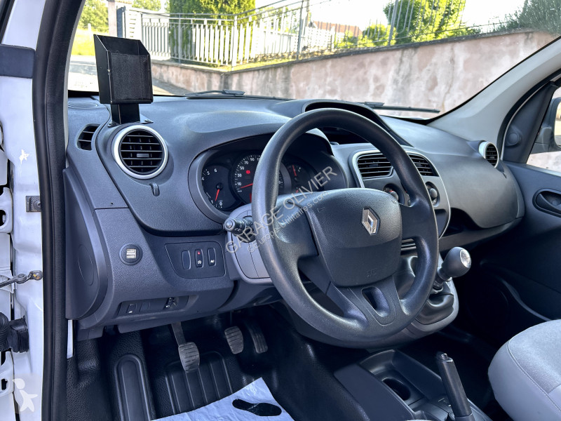 Véhicule utilitaire Renault Maxi Grand Volume...