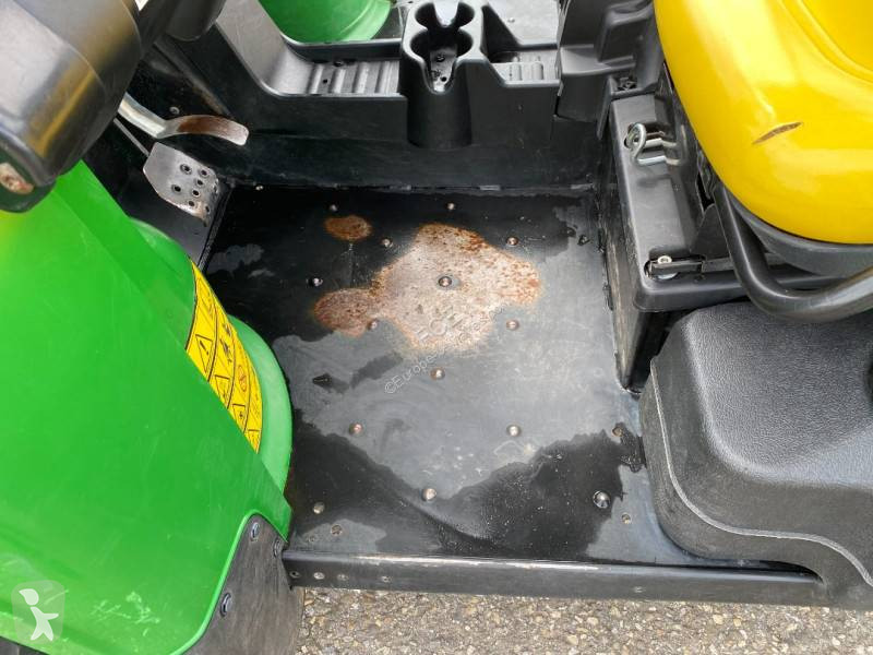 Samochód dostawczy John Deere